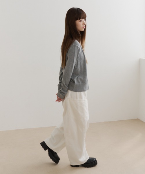 haek(ハク)の「barrel-leg pants/バレルレッグパンツ(その他パンツ・レディース・ブラック/ホワイト・SMALL/MEDIUM)」の17枚目の写真