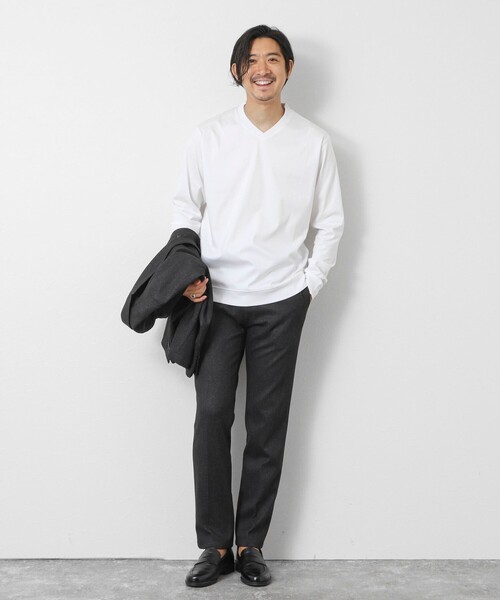 NOLLEY’S(ノーリーズ)の「《ビジカジ対応》シルケットスムース Vネック ドレスロンT 26AW(Tシャツ/カットソー・メンズ・ホワイト/ライトベージュ/グレー・XXL/XL/L/M/S)」の11枚目の写真