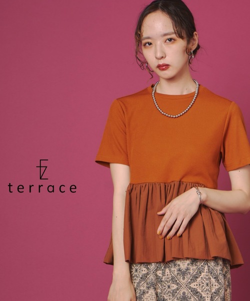 terrace(テラス)の「リブ切り替えナイロンぺプラムTシャツ(Tシャツ/カットソー・レディース・ブラック/オフホワイト/ダークオレンジ・FREE)」の3枚目の写真