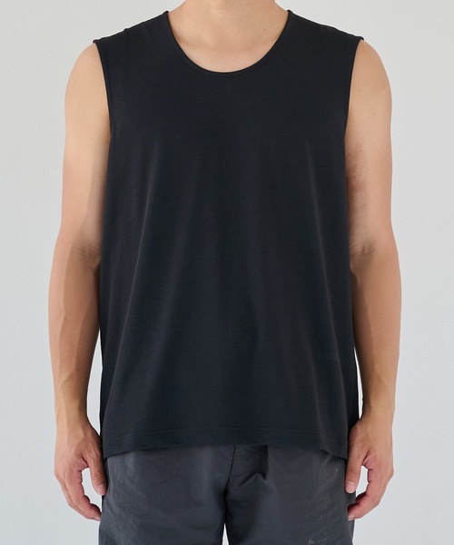 PUBLIC TOKYO(パブリックトウキョウ)の「極-3℃サンガードタンクトップ(Tシャツ/カットソー・メンズ・ブラック/ホワイト・1/2)」の5枚目の写真