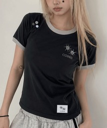 COIRIS（コイリス）の「A'GEM/9 × .kom 『COIRIS/コイリス』 MORENT BUTTON RINGER HALF TEE/MORENTボタンリンガー半袖Tシャツ（Tシャツ/カットソー）」