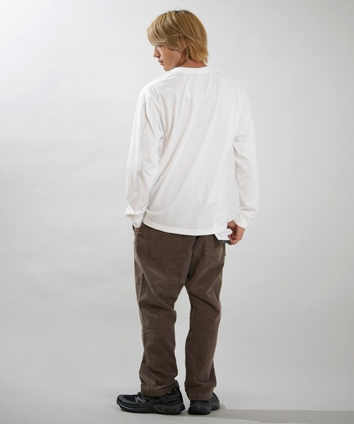 THE NORTH FACE(ザノースフェイス)の「THE NORTH FACE/ザ・ノース・フェイス L/S SQUARE LOGO T ロンT NT82534(Tシャツ/カットソー・メンズ・ホワイト/ブラック・XXL/S/M/XL/L)」の7枚目の写真