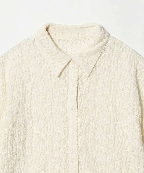 A DAY IN THE LIFE UNITED ARROWS(アデイインザライフユナイテッドアローズ)の「フラワーレース レギュラーカラーシャツ <A DAY IN THE LIFE>(シャツ/ブラウス・レディース・ネイビー/オフホワイト/ブラウン系・FREE)」の9枚目の写真