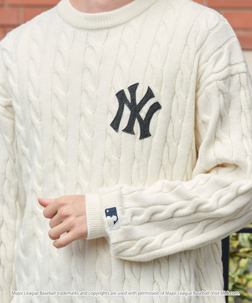 MLB(メジャーリーグベースボール)の「<Exclusive>MLB Embroidered Logo Mohair Touch Cable Knit / MLB 別注 ロゴ刺繍 モヘアタッチ ケーブルニット<帯電防止・マシンウォッシャブル>(ニット/セーター・メンズ・アイボリー/ダークブラウン/ダークネイビー/杢グレー/スミクロ・L/S/M)」の11枚目の写真