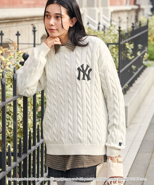MLB(メジャーリーグベースボール)の「<Exclusive>MLB Embroidered Logo Mohair Touch Cable Knit / MLB 別注 ロゴ刺繍 モヘアタッチ ケーブルニット<帯電防止・マシンウォッシャブル>(ニット/セーター・メンズ・アイボリー/ダークブラウン/ダークネイビー/杢グレー/スミクロ・L/S/M)」の16枚目の写真