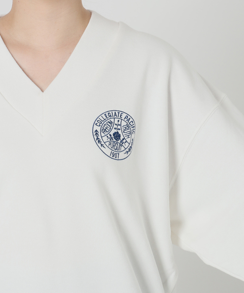 Collegiate Pacific(カレッジエイトパシフィック)の「COLLEGIATE PACIFIC SLOBE別注 Vネックスウェット 【洗濯機使用可能】(スウェット・レディース・チャコールグレー/ホワイト・FREE)」の9枚目の写真