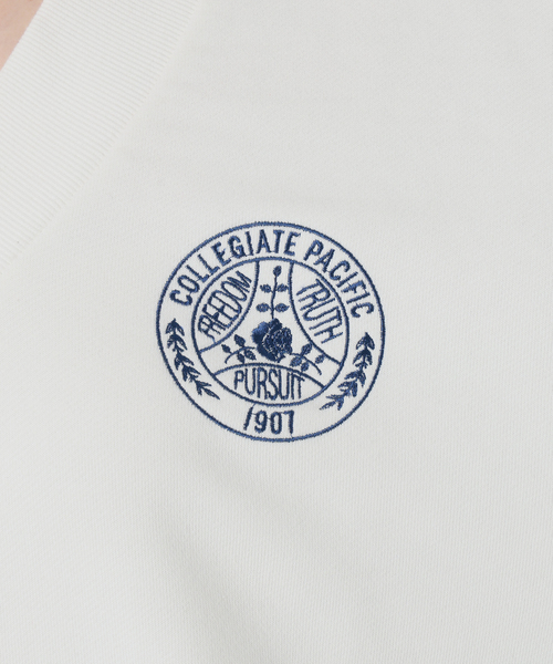 Collegiate Pacific(カレッジエイトパシフィック)の「COLLEGIATE PACIFIC SLOBE別注 Vネックスウェット 【洗濯機使用可能】(スウェット・レディース・チャコールグレー/ホワイト・FREE)」の11枚目の写真
