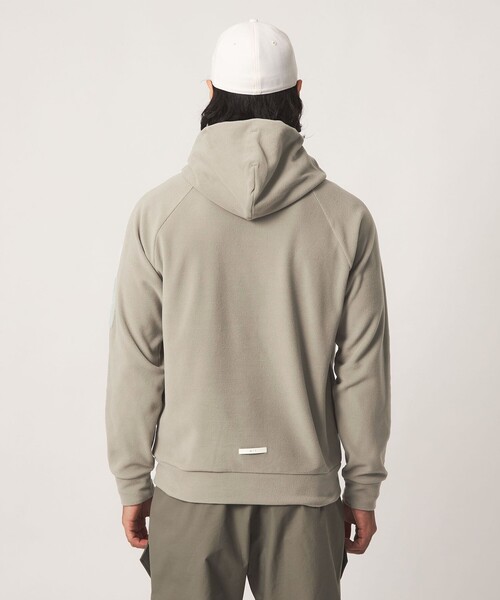 TaylorMade(テーラーメイド)の「【別注】<TaylorMade×UNITED ARROWS> ユニセックス プルオーバー パーカー(パーカー・メンズ・オリーブ/ベージュ/ネイビー・M/S/XL/L)」の7枚目の写真