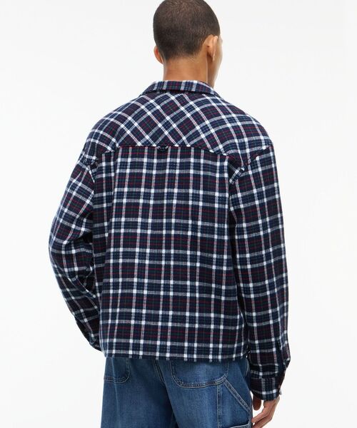 tommy jeans(トミー ジーンズ)の「ボクシーワッフルシャツ(シャツ/ブラウス・メンズ・ブラック系その他5/グリーン系2・MEDIUM/LARGE)」の11枚目の写真