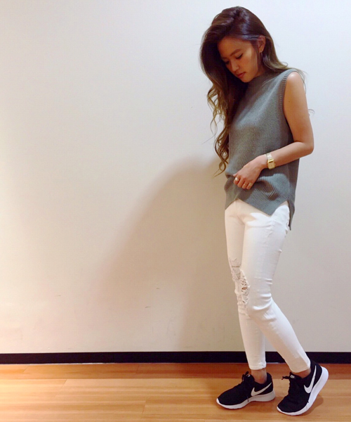 NIKE（ナイキ）の「【NIKE/ナイキ】Womens TANJUN ウィメンズ タンジュン（スニーカー・レディース・ホワイト/ブラック/オレンジ・MEDIUM/LARGE）」の11枚目の写真