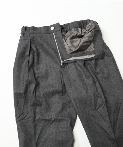 DISCOVERED(ディスカバード)の「【DISCOVERED】タックトラウザーパンツ(スラックス・メンズ・グレー・1/2)」の5枚目の写真