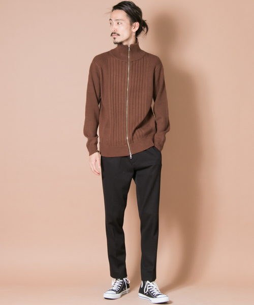 URBAN RESEARCH(アーバンリサーチ)の「UR ZIP ニットブルゾン(ニット/セーター・メンズ・ブラウン系その他/ブラック・LARGE/MEDIUM)」の16枚目の写真