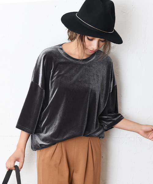 Luz Llena (NEY)（ラズレナニー）の「オーバーサイズ・ベロアトップス/Tシャツ（Tシャツ/カットソー・レディース・ネイビー/チャコールグレー/ボルドー・MEDIUM）」の2枚目の写真