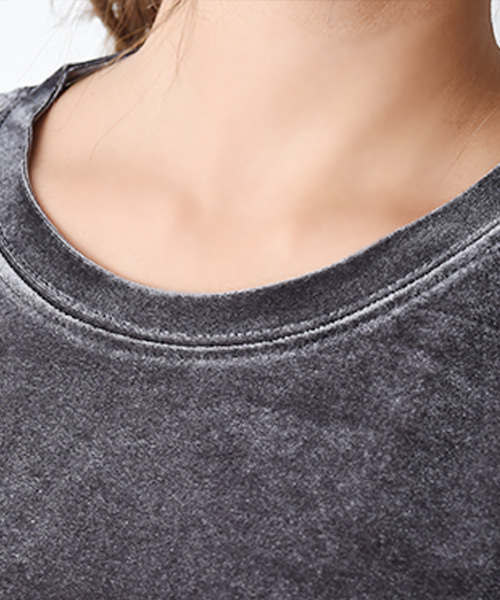 Luz Llena (NEY)（ラズレナニー）の「オーバーサイズ・ベロアトップス/Tシャツ（Tシャツ/カットソー・レディース・ネイビー/チャコールグレー/ボルドー・MEDIUM）」の10枚目の写真