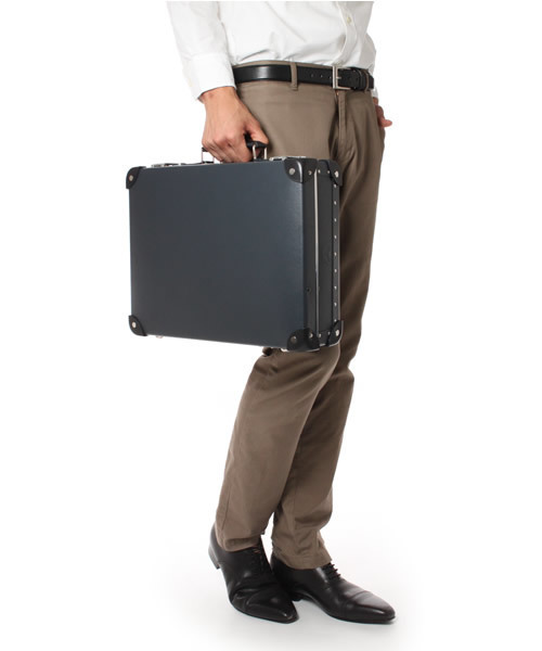 GLOBETROTTER 1897グローブトロッター スリムアタッシュ 紺 SHIPS