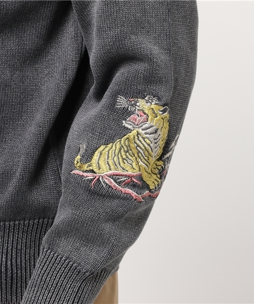 HOUSTON(ヒューストン)の「【HOUSTON】刺繍C-2セーター(ニット/セーター・メンズ・オリーブドラブ/ブラック/ネイビー・X-LARGE/LARGE/MEDIUM)」の8枚目の写真