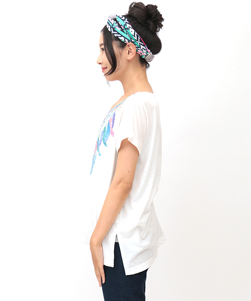 チチカカ(チチカカ)の「アフリカンフェザー Tシャツ(Tシャツ/カットソー・レディース・その他1/グレー/カラフル・FREE)」の22枚目の写真