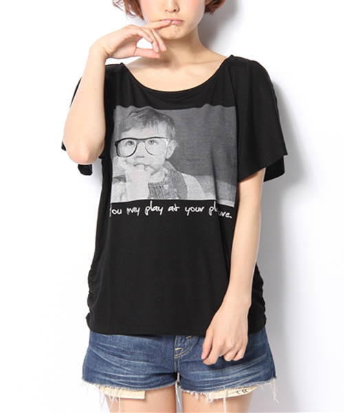 one after another NICE CLAUP（ワンアフターアナザーナイスクラップ）の「めがねBOY　Ｔ（Tシャツ/カットソー・レディース・クリーム/オフホワイト/ブラック・FREE）」の3枚目の写真