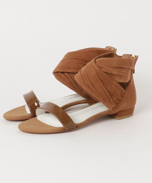 PICHE ABAHOUSE（ピシェ アバハウス）の「アンクルビッククロスサンダル（サンダル・レディース・ブラック/ライトグレー/キャメル・36/37/38/35/34）」の3枚目の写真