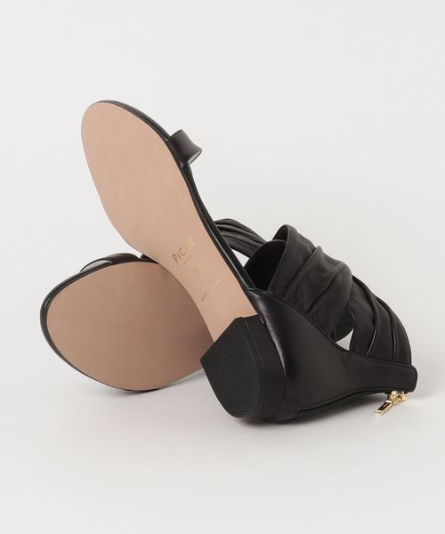 PICHE ABAHOUSE（ピシェ アバハウス）の「アンクルビッククロスサンダル（サンダル・レディース・ブラック/ライトグレー/キャメル・36/37/38/35/34）」の5枚目の写真