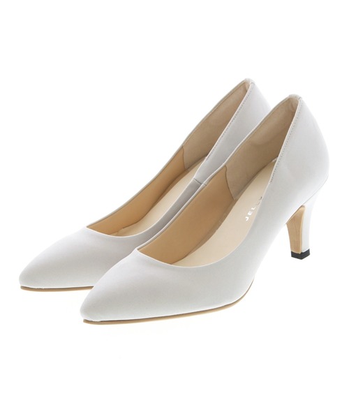 JELLY BEANS（ジェリービーンズ）の「ポインテッドプレーンパンプス<ふわさら>(112-9510)JELLY BEANS(ジェリービーンズ)（パンプス・レディース・ブラック/パープル/グレー/グリーン/マルチ/ダークベージュ/ネイビー/レッド/ベージュ/チェック/シルバー/ダークブラウン/マスタード/ワイン/ダークグリーン/ブラック系その他/ダークグレー/ライトグレー/ダークパープル/ミント/グレー系その他/ブラック×ブラック/ライトブルー/ローズ/ライトグリーン・23/24/25/22/25.5/22.5/24.5/23.5/21.5）」の8枚目の写真