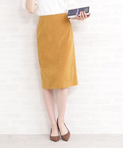 N.（N. Natural Beauty Basic）（エヌエヌナチュラルビューティーベーシック）の「◆ピーチスウェードタイトスカート（スカート・レディース・ベージュ/カーキ/イエロー/ワイン・SMALL/MEDIUM）」の4枚目の写真