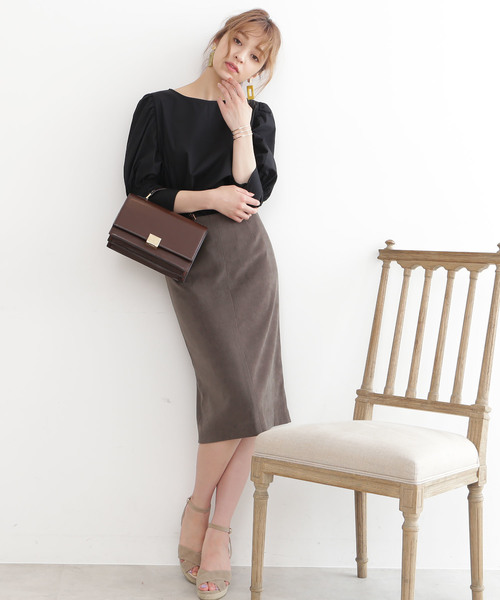 N.（N. Natural Beauty Basic）（エヌエヌナチュラルビューティーベーシック）の「◆ピーチスウェードタイトスカート（スカート・レディース・ベージュ/カーキ/イエロー/ワイン・SMALL/MEDIUM）」の8枚目の写真