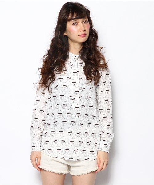 Another Edition（アナザーエディション）の「NYN APPLE LOL PRT SHT　Я（シャツ/ブラウス・レディース・ホワイト/シャーベット/ライトブルー・フリー）」の2枚目の写真