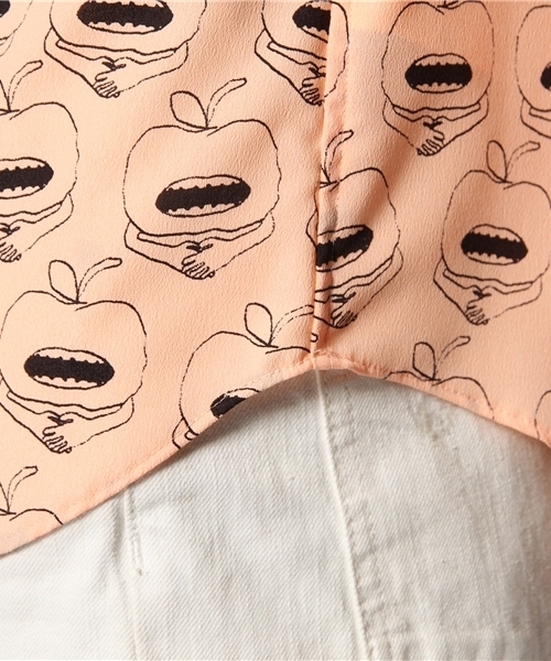 Another Edition（アナザーエディション）の「NYN APPLE LOL PRT SHT　Я（シャツ/ブラウス・レディース・ホワイト/シャーベット/ライトブルー・フリー）」の9枚目の写真