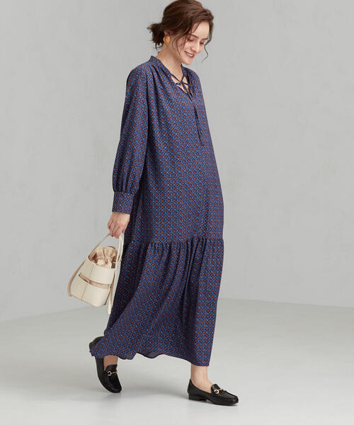 green label relaxing（グリーンレーベルリラクシング）の「FFC プリント 2WAY ワンピース（ワンピース・レディース・コバルトブルー/ブラック・FREE）」の11枚目の写真