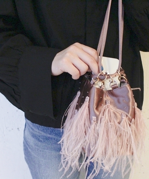 LE VERNIS（ル・ベルニ）の「Le Vernis(ルベルニ)フェザーミニバッグ  