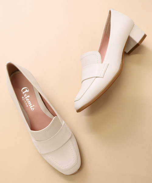 artemis by DIANA(アルテミスバイダイアナ)の「ヒールローファー(ローファー・レディース・ブラック/アイボリー/ダークブラウン/ブラック系その他・22.5cm/23.0cm/23.5cm/24.0cm/24.5cm/25.0cm/22.0cm)」の1枚目の写真