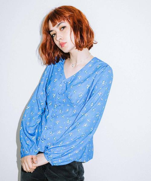 X-girl（エックスガール）の「FLORAL BLOUSE（シャツ/ブラウス・レディース・オリーブ/ブルー/ブラック・1/2）」の6枚目の写真