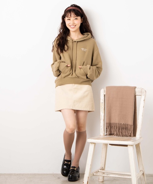 WEGO（ウィゴー）の「WEGO/ワンポイントショートスウェット（パーカー・レディース・ブラウン/オフホワイト/カーキ・FREE）」の12枚目の写真