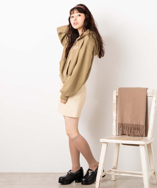 WEGO（ウィゴー）の「WEGO/ワンポイントショートスウェット（パーカー・レディース・ブラウン/オフホワイト/カーキ・FREE）」の7枚目の写真