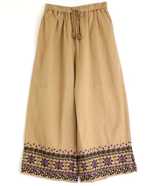 RNA（アールエヌエー）の「R3706 アフリカン刺繍イージーパンツ（その他パンツ・レディース・ホワイト/ブラック/キャメル・MEDIUM）」の17枚目の写真