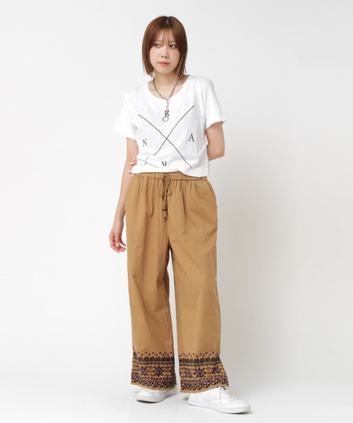 RNA（アールエヌエー）の「R3706 アフリカン刺繍イージーパンツ（その他パンツ・レディース・ホワイト/ブラック/キャメル・MEDIUM）」の18枚目の写真