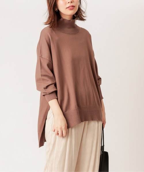 natural couture(ナチュラルクチュール)の「もちもちゆるっとハイネックニット(ニット/セーター・レディース・ブラック/ブルー/グリーン/アイボリー/モカ/ライトベージュ/レンガ・FREE)」の4枚目の写真
