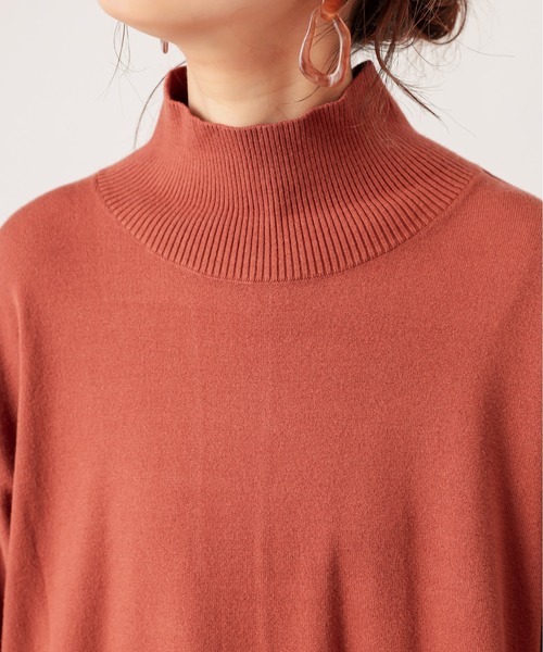 natural couture(ナチュラルクチュール)の「もちもちゆるっとハイネックニット(ニット/セーター・レディース・ブラック/ブルー/グリーン/アイボリー/モカ/ライトベージュ/レンガ・FREE)」の14枚目の写真