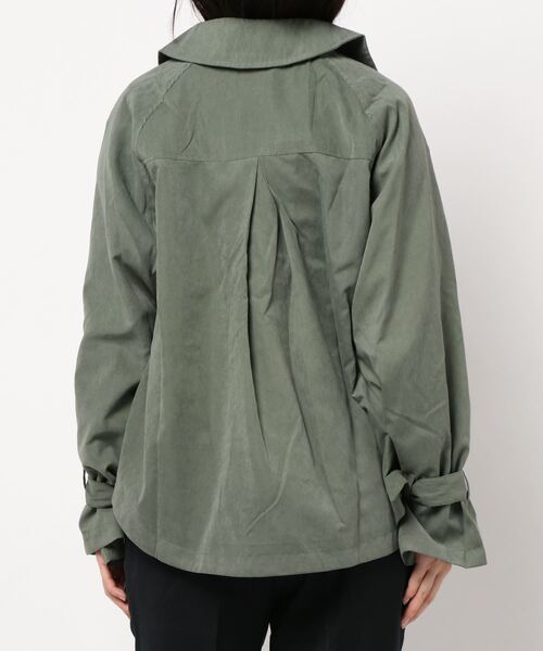 fifth（フィフス）の「ボリュームスリーブショートトレンチコート（トレンチコート・レディース・ブラウン/カーキ・MEDIUM）」の17枚目の写真