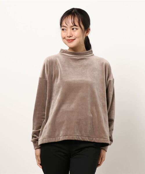 human woman(ヒューマンウーマン)の「◆コーデュロイボンバープルオーバー(Tシャツ/カットソー・レディース・ダークベージュ/ブラウン・MEDIUM)」の15枚目の写真