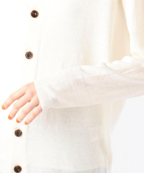 TOMORROWLAND （トゥモローランド）の「■プレーンリネン Vネックカーディガン（カーディガン/ボレロ・レディース・ブルー/ミント/ライトピンク/イエロー/ホワイト/チャコールグレー/シルバー系その他・S）」の18枚目の写真