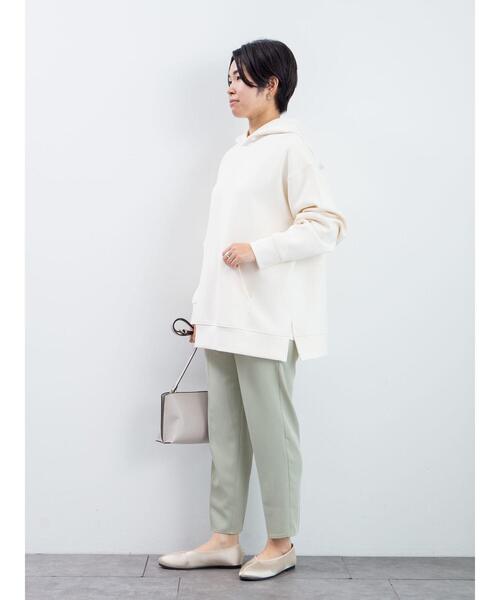 Green Parks(グリーンパークス)の「<ベルト付>タックテーパードストレッチパンツ*(その他パンツ・レディース・ブラック/ベージュ/ピンク/イエロー/ミント/ブルー系その他7・FREE)」の12枚目の写真