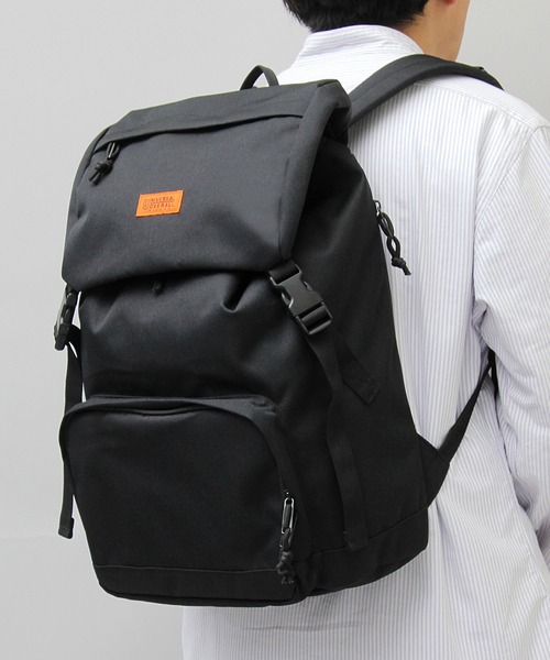 UNIVERSAL OVERALL（ユニバーサルオーバーオール）の「UNIVERSAL OVERALL / ユニバーサルオーバーオール / フラップポケット バックパック / リュック / 大容量（バックパック/リュック・メンズ・ブラック・FREE）」の16枚目の写真