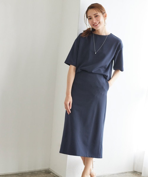 Pierrot（ピエロ）の「ポンチTシャツ×スカートセットアップ（セットアップ・レディース・ネイビー/モカ・L/M）」の3枚目の写真