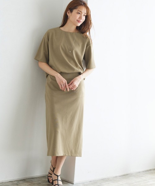 Pierrot（ピエロ）の「ポンチTシャツ×スカートセットアップ（セットアップ・レディース・ネイビー/モカ・L/M）」の8枚目の写真