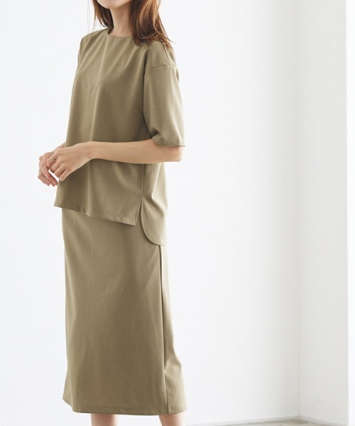 Pierrot（ピエロ）の「ポンチTシャツ×スカートセットアップ（セットアップ・レディース・ネイビー/モカ・L/M）」の10枚目の写真