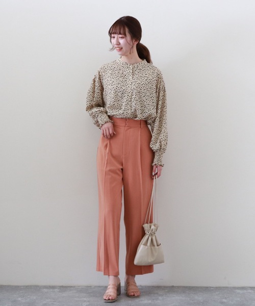 archives(アルシーヴ)の「ジョーゼットストレートパンツ(その他パンツ・レディース・パープル/ピンクベージュ/グリーン・MEDIUM)」の6枚目の写真