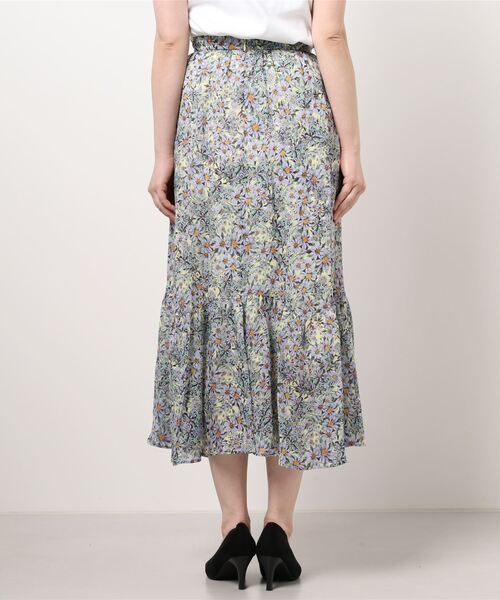 RIVE DROITE（リヴドロワ）の「IPEKERデイジープリントティアードスカート（スカート・レディース・イエロー/ブラック・38/36）」の13枚目の写真