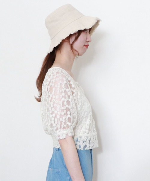 archives(アルシーヴ)の「刺繍レース半袖ブラウス(シャツ/ブラウス・レディース・オフホワイト/ブラック/ブルーグレー/グレイッシュベージュ/ブラウン・MEDIUM)」の17枚目の写真